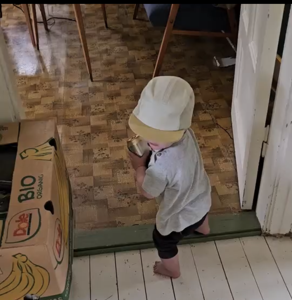 Enda bilden på golvet inkl linoliummatta.